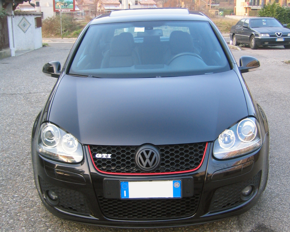 Golf_GTi_vista_davanti_1.jpg