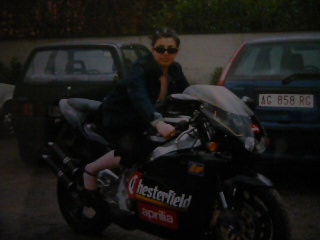 maria_grazia_in_moto.jpg