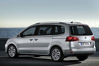 Clicca sull'immagine per ingrandirla. 

Nome:   nuova_volkswagen_sharan_02.jpg 
Visite: 296 
Dimensione: 24.9 KB 
ID: 1272649